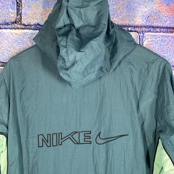 Nike Women’s Activewear Breathable Windbreaker Jacket Blue XL - Picture 8 of 8